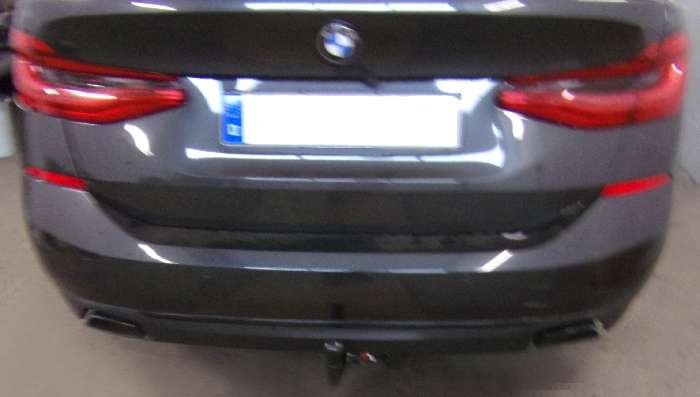 Anhängerkupplung für BMW 5er Limousine G30, speziell 530e, nur für Heckträgerbetrieb 2019- - V-abnehmbar