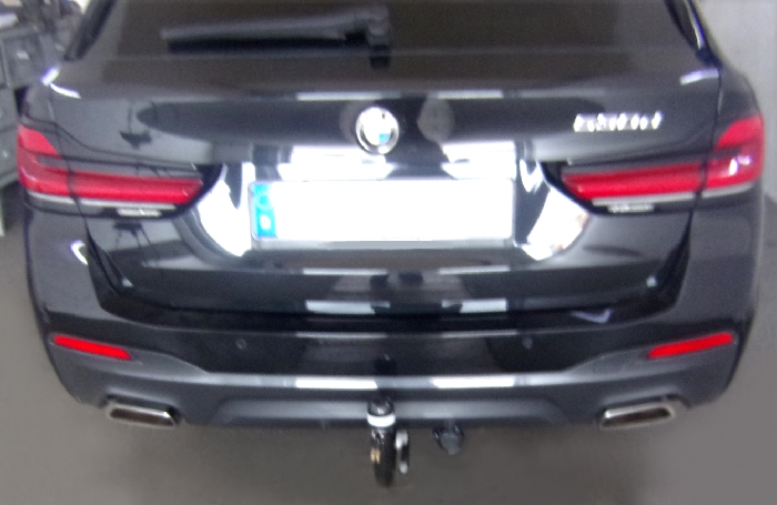 Anhängerkupplung für BMW-5er Touring G31, spez. M- Paket, Baujahr 2017-
