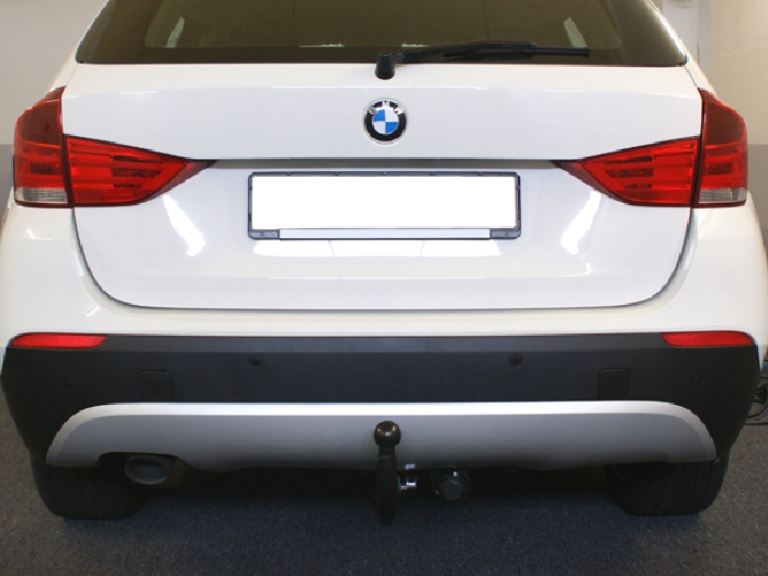 Anhängerkupplung für BMW-X1 E84 Geländekombi, spez. M- Paket, Baujahr 2009-