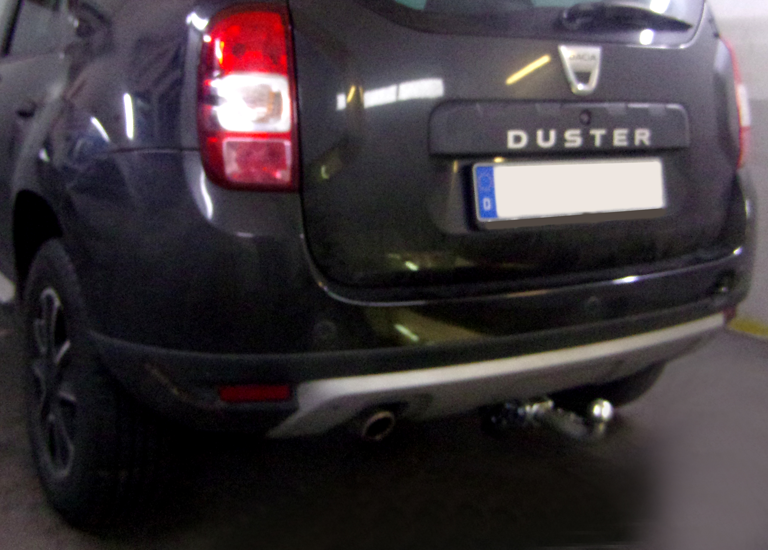 Anhängerkupplung für Dacia Duster SUV 2WD und 4WD 2013-2017 - abnehmbar