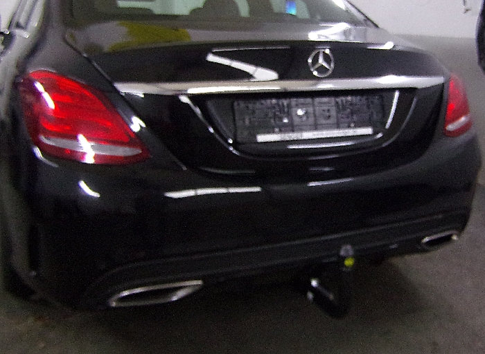 Anhängerkupplung für Mercedes C-Klasse Lim. W205, spez. m. AMG Sport o. Styling Paket 2018-2020 - V-abnehmbar