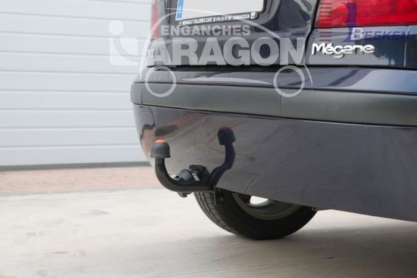 Anhängerkupplung für Renault Megane Fließheck, 3/ 5-türig 1996-1999 Ausf.: starr