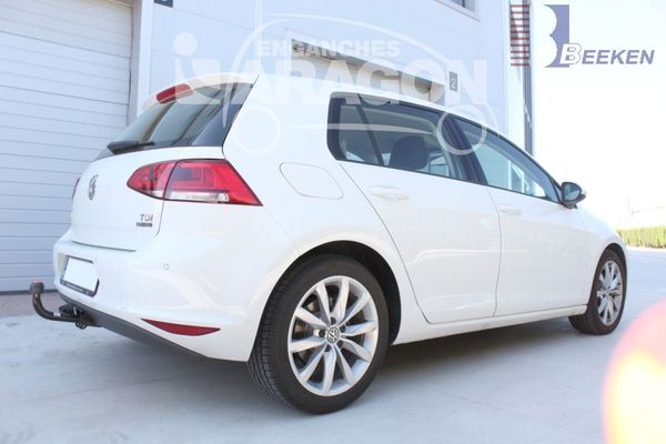 Anhängerkupplung für VW Golf VII Limousine, nicht 4x4 2012-2014 Ausf.: starr