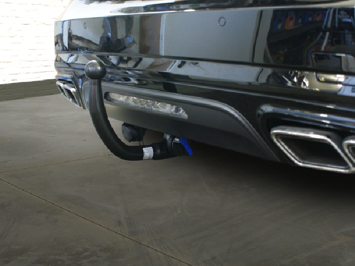 Anhängerkupplung Mercedes-SL R 231, mit Sportpaket, nur für Heckträgerbetrieb, Baujahr 2012- Ausf.:  vertikal