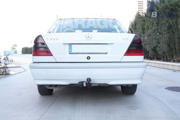 Anhängerkupplung Mercedes-CLK Coupé, Cabrio C208, nicht 430, Baujahr 1997-2002 Ausf.:  feststehend