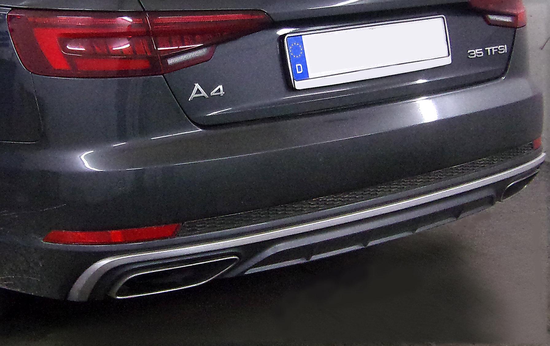 Anhängerkupplung für Audi A4 Limousine nicht Quattro, nicht S4, speziell S-Line 2015- - V-abnehmbar
