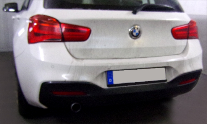 Anhängerkupplung für BMW-1er F20, spez. Fzg. mit großem ESD, Baujahr 2014-