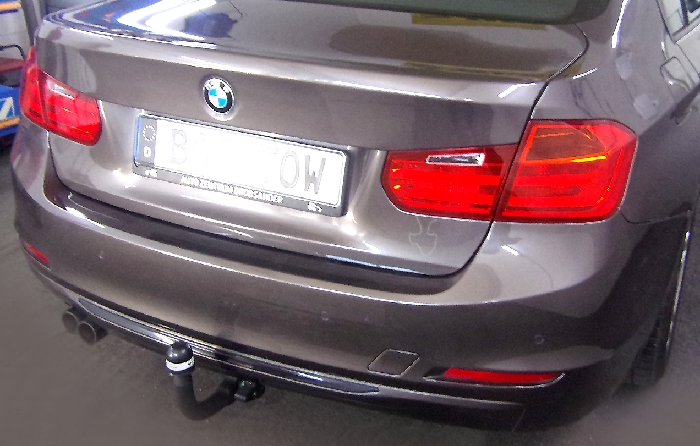 Anhängerkupplung für BMW 3er Limousine F30, spez. M- Performance 2012-2014 - V-abnehmbar