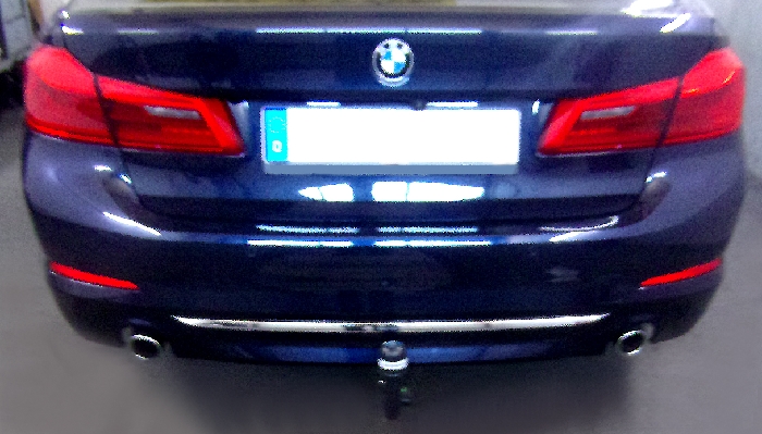 Anhängerkupplung für BMW 5er Limousine G30, speziell 530e, nur für Heckträgerbetrieb 2019- - S- schwenkbar