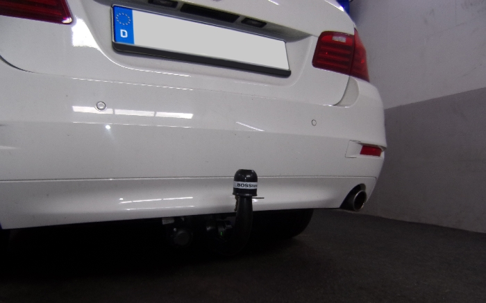 Anhängerkupplung für BMW 5er Limousine F10 2014- - V-abnehmbar