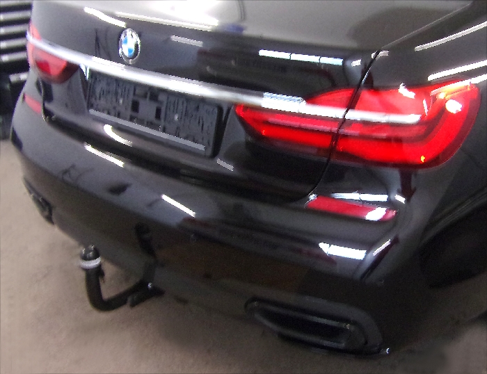 Anhängerkupplung für BMW 7er Limousine G11, G12 2015-2018 - V-abnehmbar