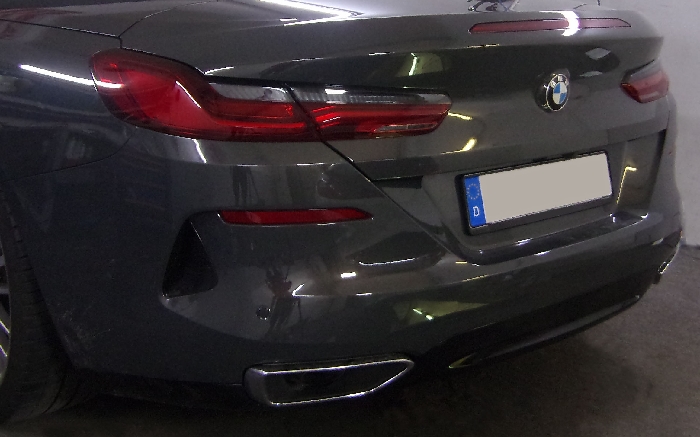 Anhängerkupplung für BMW M8 F92 Coupe xDrive u. Competition, nur für Heckträgerbetrieb 2019- - V-abnehmbar