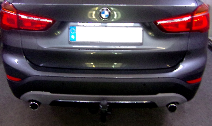 Anhängerkupplung für BMW X1 F48 Geländekombi 2015- Ausf.: V-abnehmbar