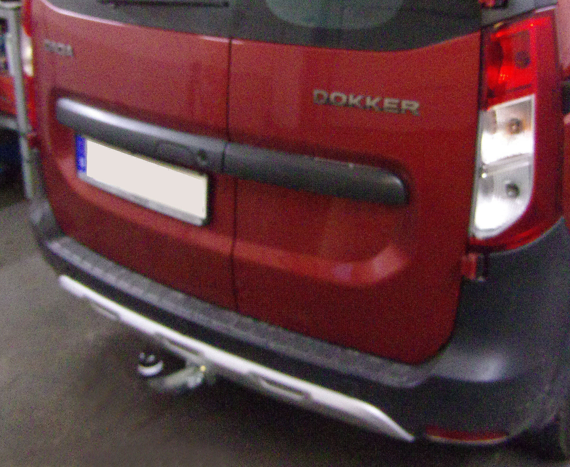 Anhängerkupplung für Dacia-Dokker Stepway, spez. LPG Gasfahrzeuge, Baujahr 2015-2017