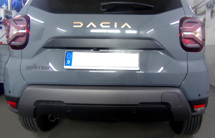 Anhängerkupplung für Dacia-Duster SUV, speziell Fzg. mit LPG Gas 2WD und 4WD, Baureihe 2018- V-abnehmbar 45 Grad