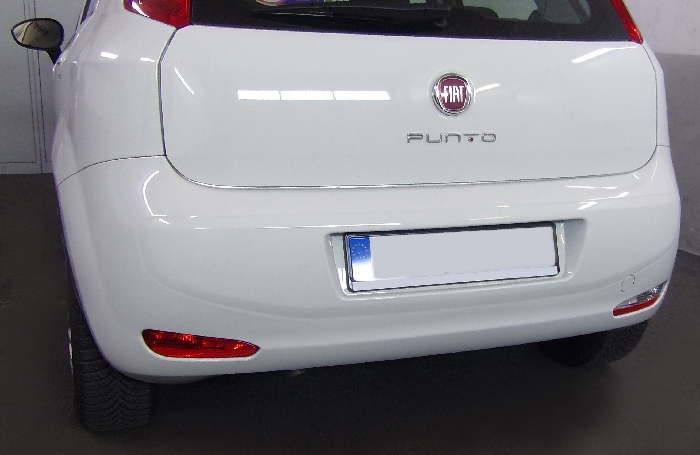 Anhängerkupplung für Fiat-Punto Fließheck, inkl. Pop, Easy, Lounge, Baureihe 2012-2015 starr