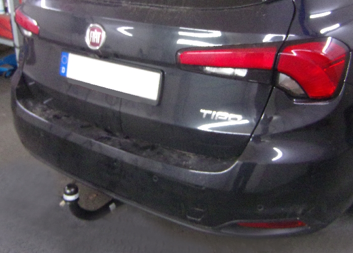 Anhängerkupplung für Fiat Tipo Kombi 2021- - V-abnehmbar