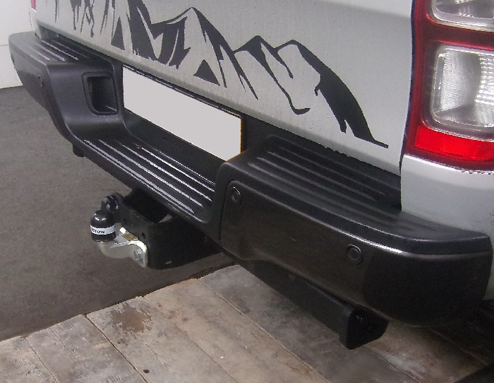 Anhängerkupplung für Ford Ranger 4x4 WD m. Trittbrett f. Fahrzeuge ohne Elektrosatz Vorbereitung 2016-2023 - starr