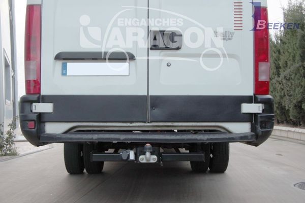 Anhängerkupplung für Iveco Daily III, IV, V Pritsche, 29L, 33S, 35S 1999-2006 - starr