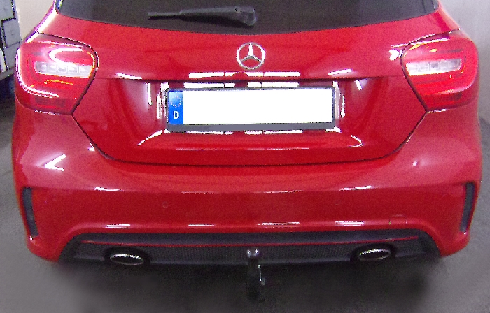 Anhängerkupplung für Mercedes A-Klasse W176, spez. m. AMG Sport o. Styling Paket 2012-2015 - V-abnehmbar