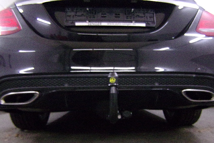 Anhängerkupplung für Mercedes C-Klasse Lim. W205, spez. m. AMG Sport o. Styling Paket 2018-2020 - V-abnehmbar