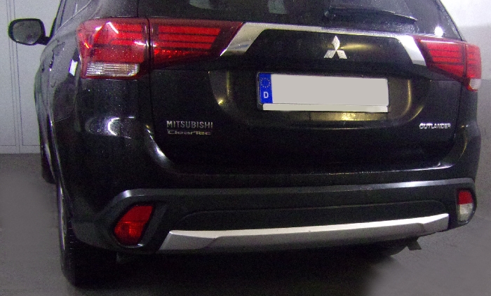 Anhängerkupplung für Mitsubishi Outlander III, 2WD u. 4WD, incl. PHEV 2012- - starr