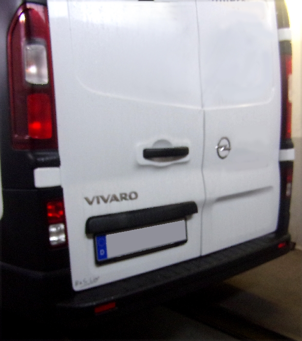 Anhängerkupplung für Opel-Vivaro Kasten/ Bus/ Kombi, Baujahr 2014-2019