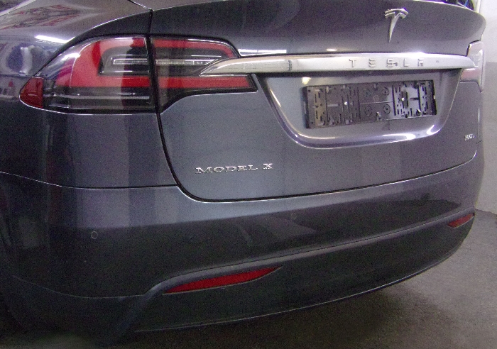 Anhängerkupplung für Tesla Model X Allrad, nur für Heckträgerbetrieb, Montage nur bei uns im Haus 2016- - V-abnehmbar