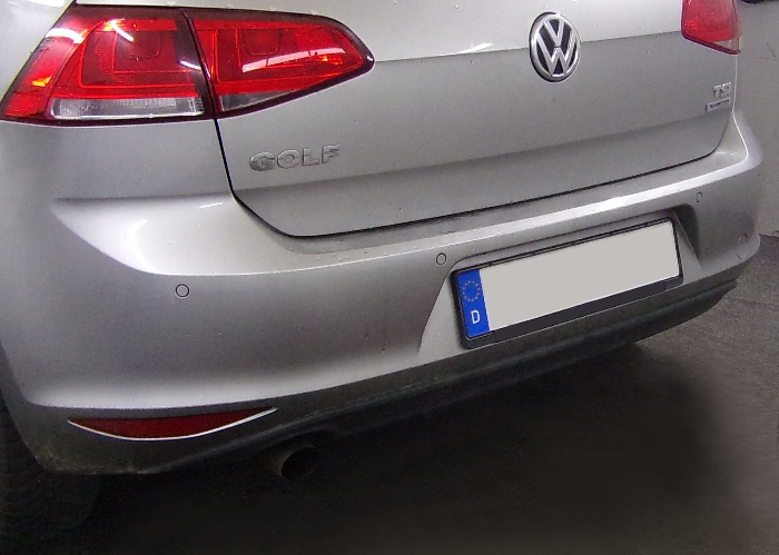 Anhängerkupplung für VW Golf VII Limousine, nicht 4x4 2012-2014 - starr