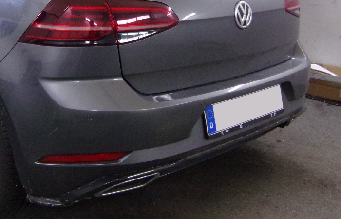 Anhängerkupplung für VW Golf VII Limousine, nicht 4x4, speziell für R-Line 2014-2017 - V-abnehmbar