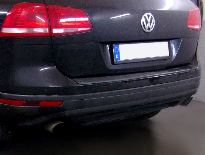 Anhängerkupplung für VW Touareg f. Fzg. m. Reserverad am Boden 2010-2017 - abnehmbar
