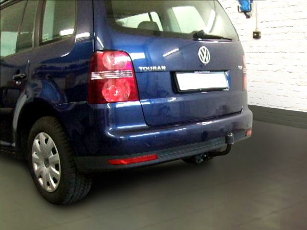 Anhängerkupplung für VW Touran Van, auch f. Modell Cross 2003-2007 - starr