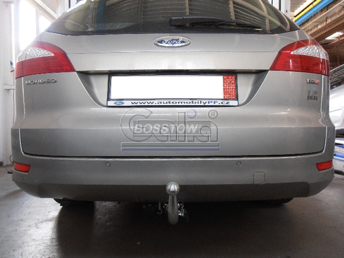 Anhängerkupplung für Ford-Mondeo - 2007-2015 Lim, nicht 4x4, nicht RS,ST, mit Elektrosatzvorbereitung Ausf.:  horizontal