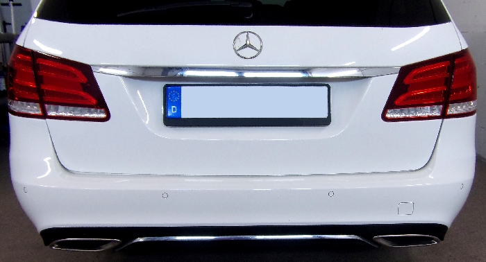 Anhängerkupplung Mercedes-E-Klasse Kombi W 212, nicht Erdgas (Natural Gas), Baujahr 2011- Ausf.: V-abnehmbar