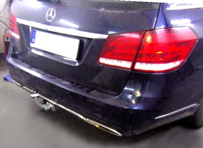 Anhängerkupplung für Mercedes-E-Klasse Kombi W 212, nicht Erdgas (Natural Gas) - 2011-