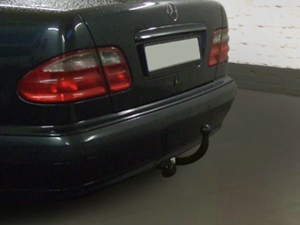 Anhängerkupplung Mercedes-E-Klasse Limousine W 210, inkl. 4x4, 4-Matic, Baujahr 1995-2002