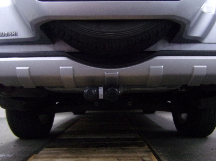 Anhängerkupplung für Mitsubishi-Pajero V80, langer Radstand - 2007-