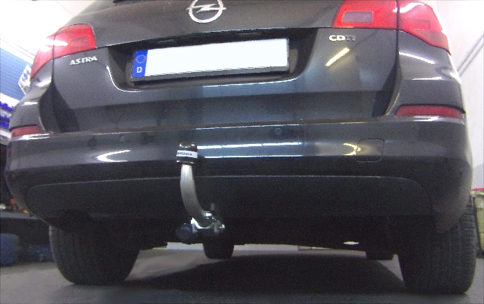 Anhängerkupplung für Opel-Astra - 2010- J, Kombi Ausf.:  horizontal