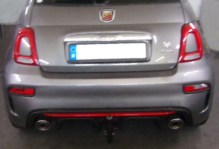 Anhängerkupplung für Fiat Abarth 500 Abarth spez. Abarth 500, 595 Pista, Turismo, Competizione 2016-2022 - V-abnehmbar
