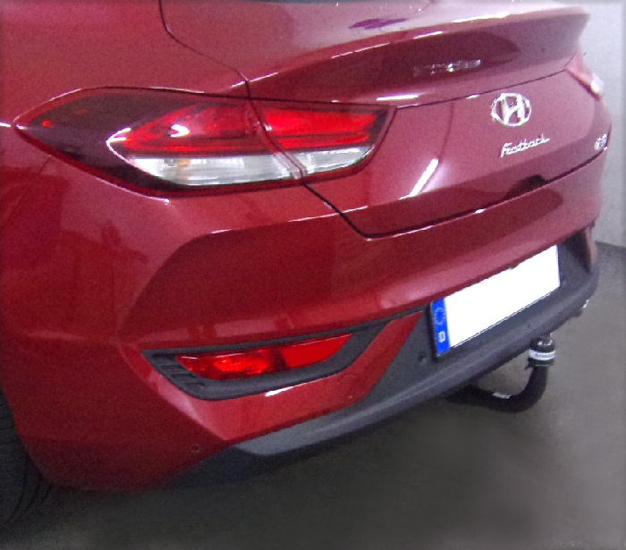 Anhängerkupplung für Hyundai-i30 Fastback, Baujahr 2018- Ausf.: V-abnehmbar