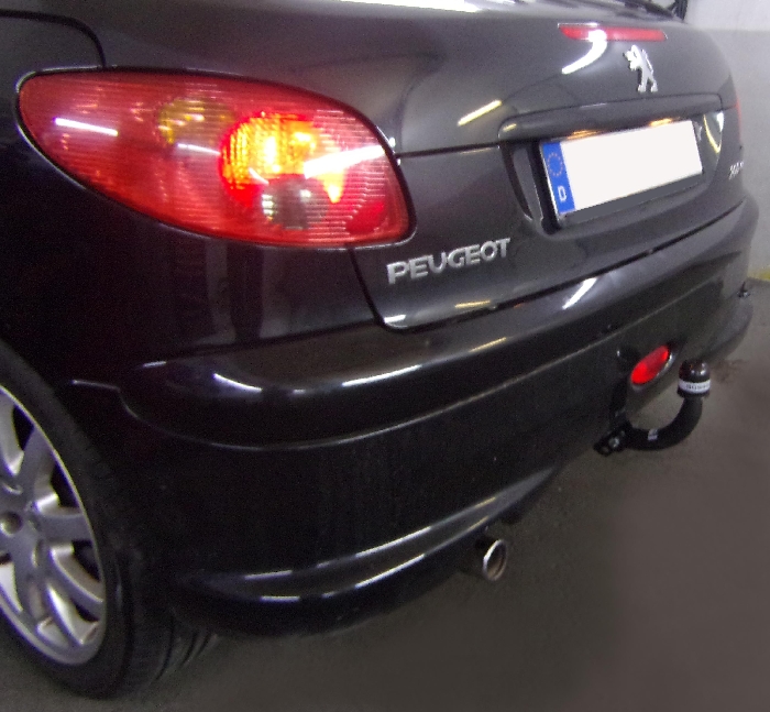 Anhängerkupplung für Peugeot-206 CC Cabrio, Baujahr 2003- Ausf.: starr