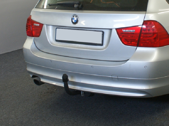 Anhängerkupplung für BMW 3er Limousine E90 2010- - starr