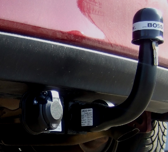 Anhängerkupplung für Toyota Yaris Fließheck, speziell Hybrid, nur für Heckträgerbetrieb 2014-2020 - V-abnehmbar